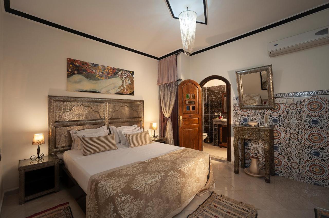Riad De La Semaine Marrakesh Bagian luar foto