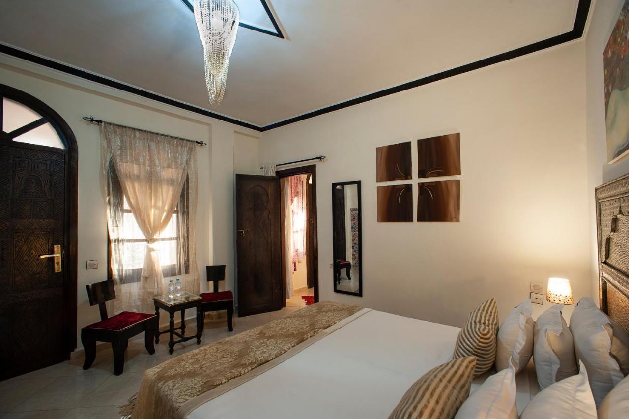 Riad De La Semaine Marrakesh Bagian luar foto
