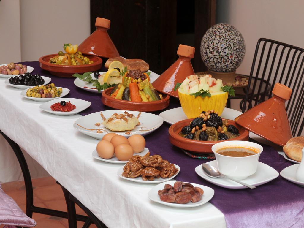 Riad De La Semaine Marrakesh Bagian luar foto
