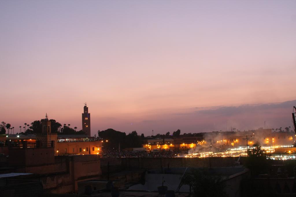 Riad De La Semaine Marrakesh Bagian luar foto