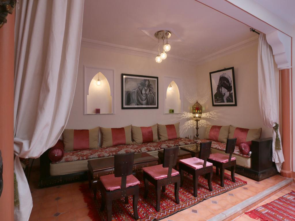 Riad De La Semaine Marrakesh Bagian luar foto