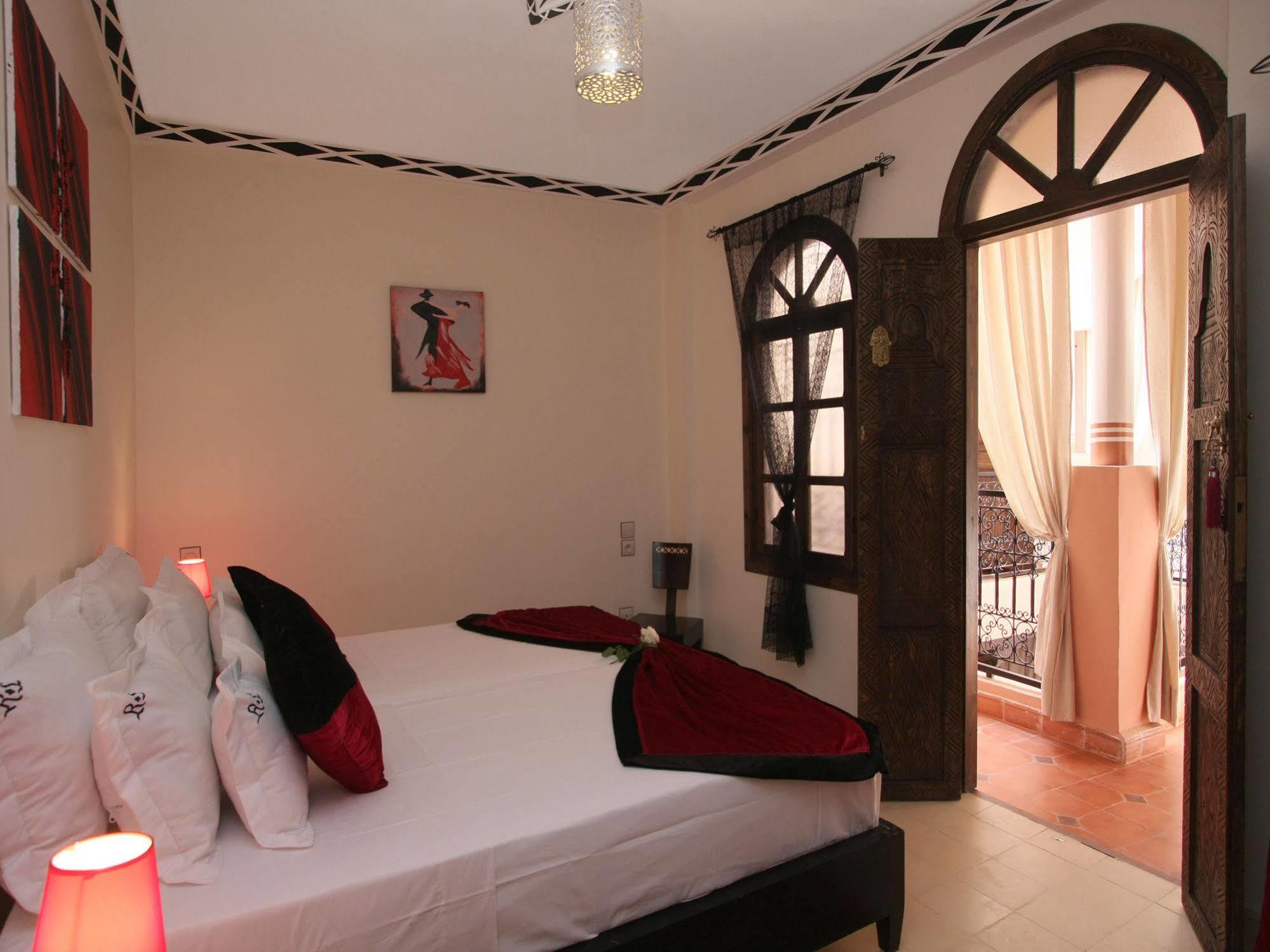 Riad De La Semaine Marrakesh Bagian luar foto